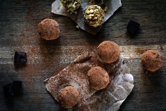 I Tartufi al Cioccolato sono un dolce a cui è difficile resistere